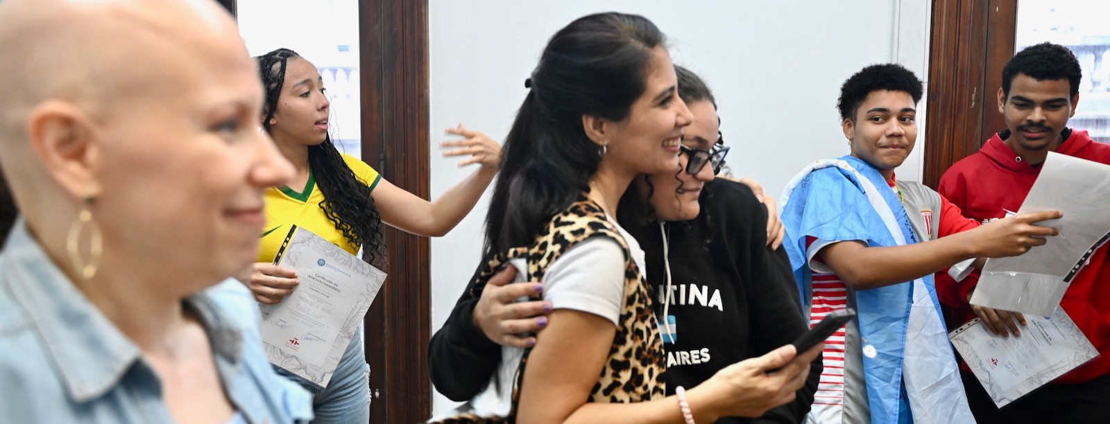 Students and teachers at Academia Buenos Aires in handover of Spanish diplomas